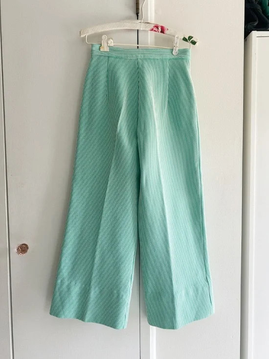 Vintage green & white stripe pant set - Picture 3 of 6